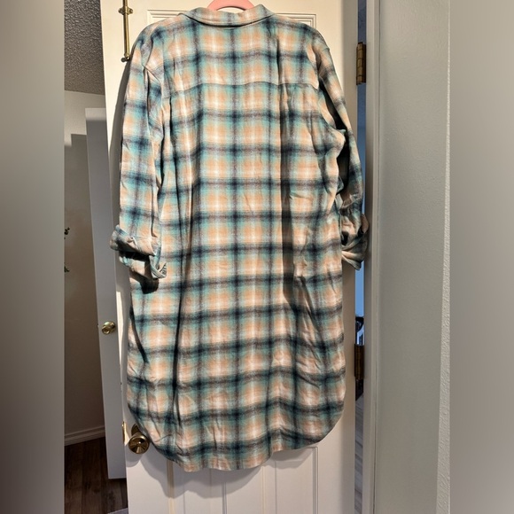 Wildfang Essential Shirtdress Ombre Plaid Blue Long Sleeve Flannel Size XL EUC - Picture 4 of 9